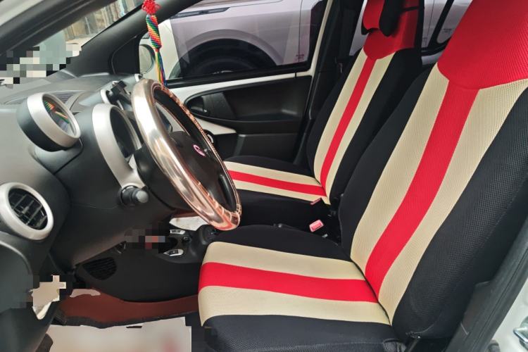 Used BYD F0 2015 1.0L AMT XuanKu Model Left Front Seat