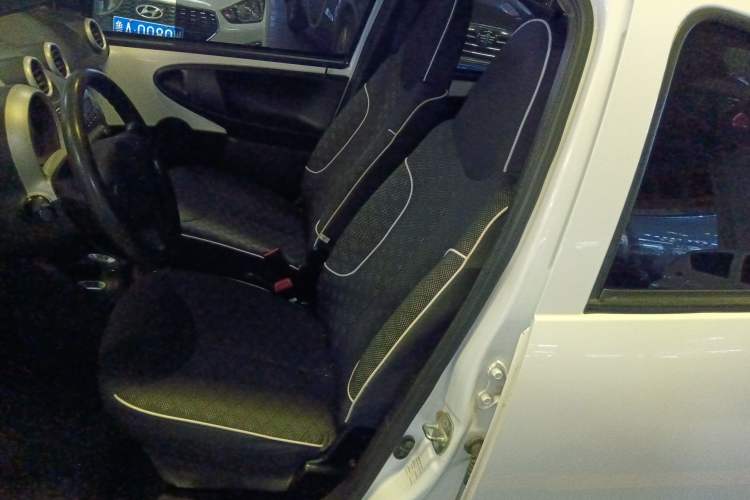 Used BYD F0 2015 1.0L AMT XuanKu Model Left Front Seat