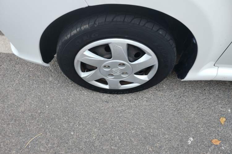 Used BYD F0 2015 1.0L XuanKu Model Left Front Wheel Hub