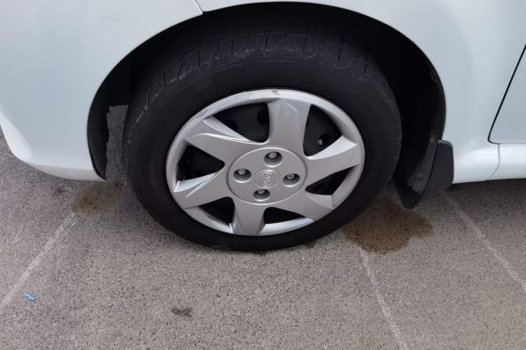 Used BYD F0 2015 1.0L AMT XuanKu Model Left Front Wheel Hub