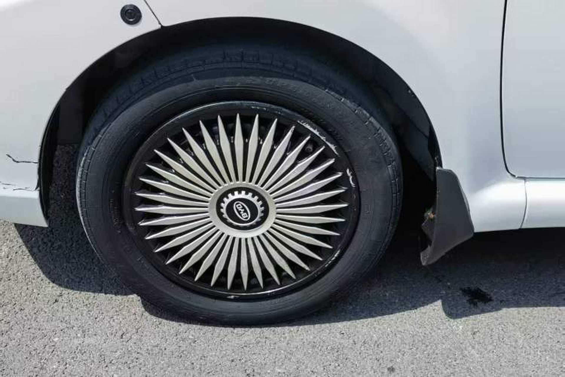 Used BYD F0 2015 1.0L XuanKu Model Left Front Wheel Hub