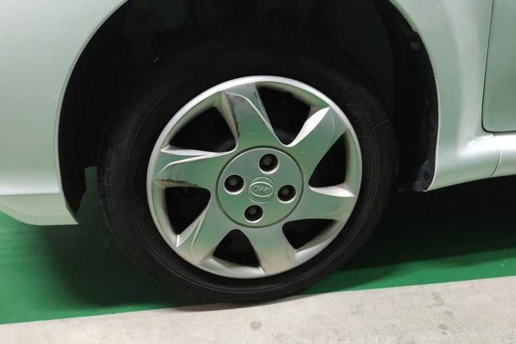 Used BYD F0 2015 1.0L AMT XuanKu Model Left Front Wheel Hub