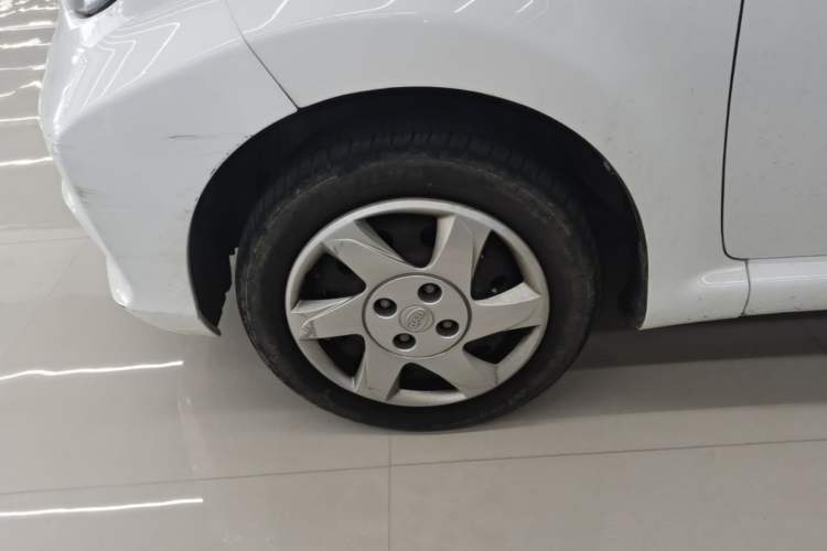 Used BYD F0 2015 1.0L AMT XuanKu Model Left Front Wheel Hub