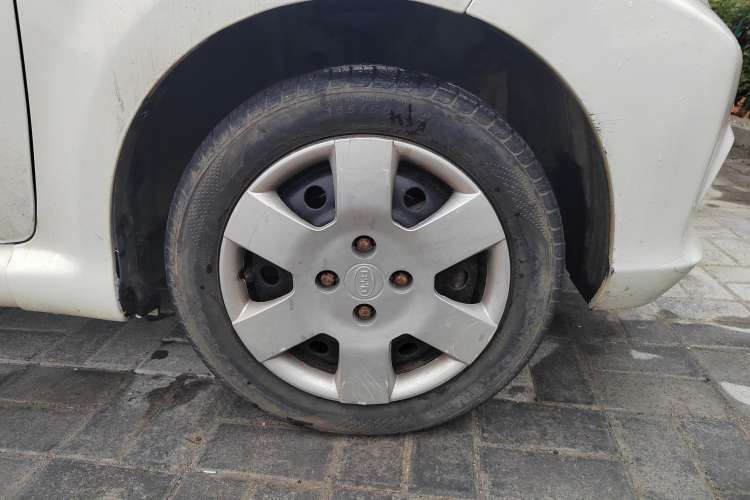 Used BYD F0 2015 1.0L AMT XuanKu Model Left Front Wheel Hub