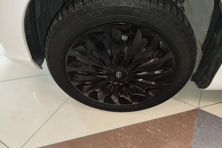 Used BYD F0 2015 1.0L AMT XuanKu Model Left Front Wheel Hub