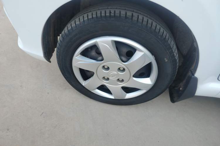 Used BYD F0 2015 1.0L AMT XuanKu Model Left Front Wheel Hub