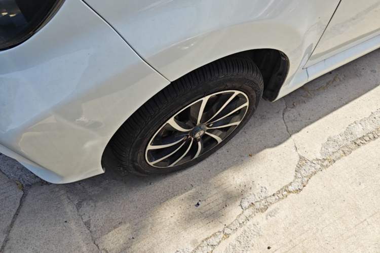 Used BYD F0 2015 1.0L Joyful Model Left Front Wheel Hub