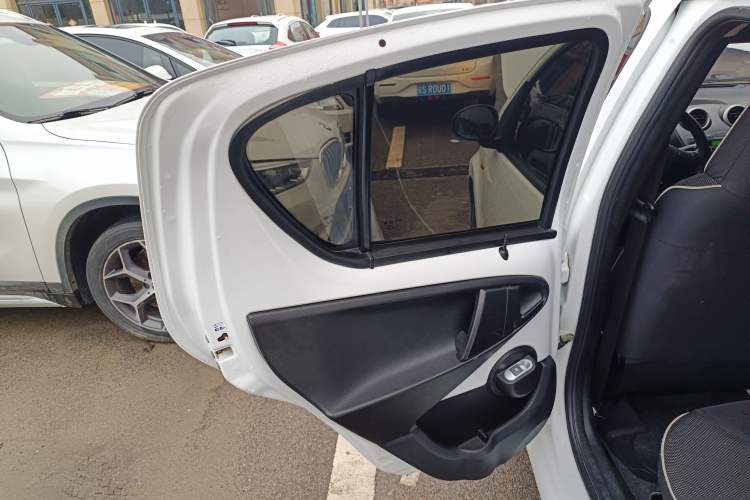 Used BYD F0 2015 1.0L AMT XuanKu Model Left Rear Door Interior