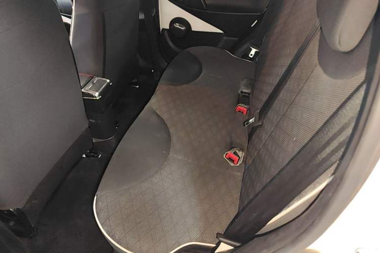 Used BYD F0 2015 1.0L AMT XuanKu Model Left Rear Seat