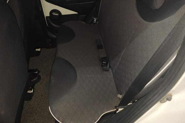 Used BYD F0 2015 1.0L AMT Joyful Cool Model Left Rear Seat