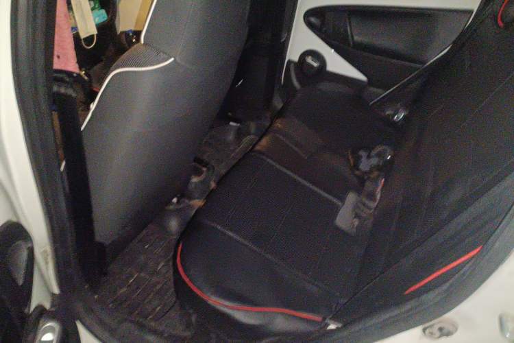 Used BYD F0 2015 1.0L AMT XuanKu Model Left Rear Seat