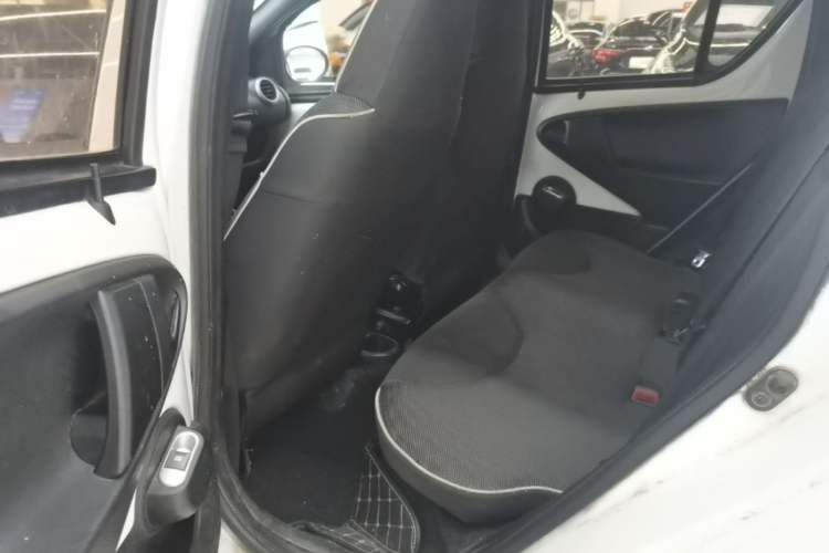 Used BYD F0 2015 1.0L AMT XuanKu Model Left Rear Seat