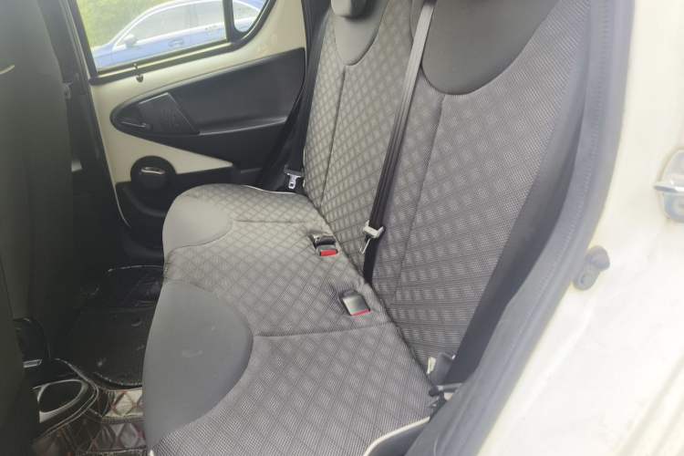 Used BYD F0 2015 1.0L AMT XuanKu Model Left Rear Seat