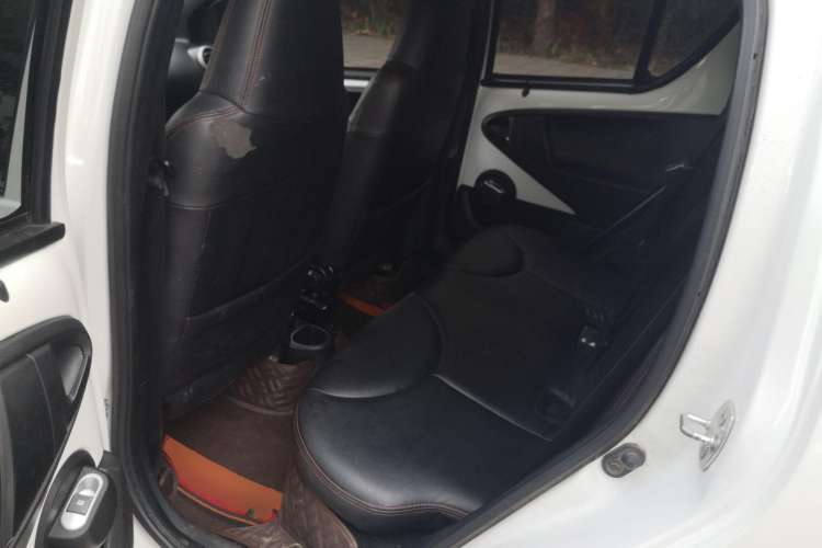 Used BYD F0 2015 1.0L AMT XuanKu Model Left Rear Seat