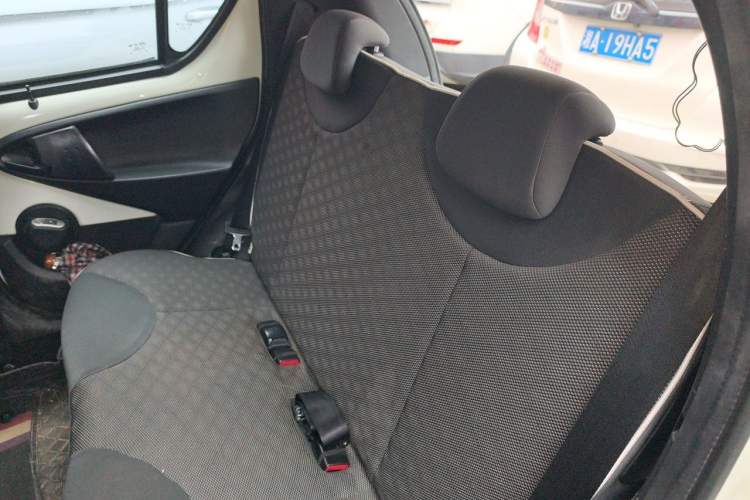 Used BYD F0 2015 1.0L XuanKu Model Left Rear Seat