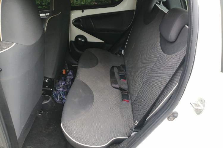 Used BYD F0 2015 1.0L AMT XuanKu Model Left Rear Seat