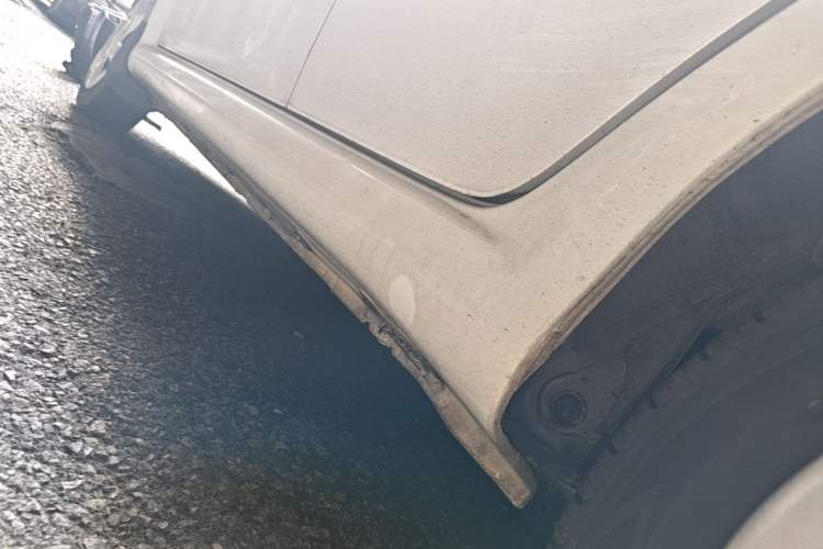 Used BYD F0 2015 1.0L AMT XuanKu Model Left Side Sill
