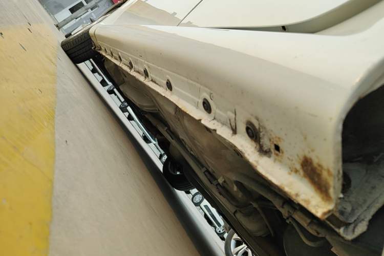 Used BYD F0 2015 1.0L AMT Joyful Cool Model Left Side Sill