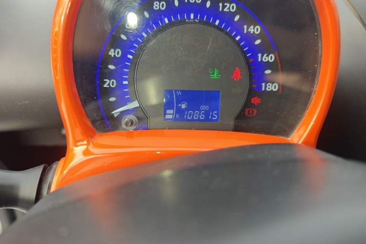 Used BYD F0 2015 1.0L XuanKu Model Odometer Close Up