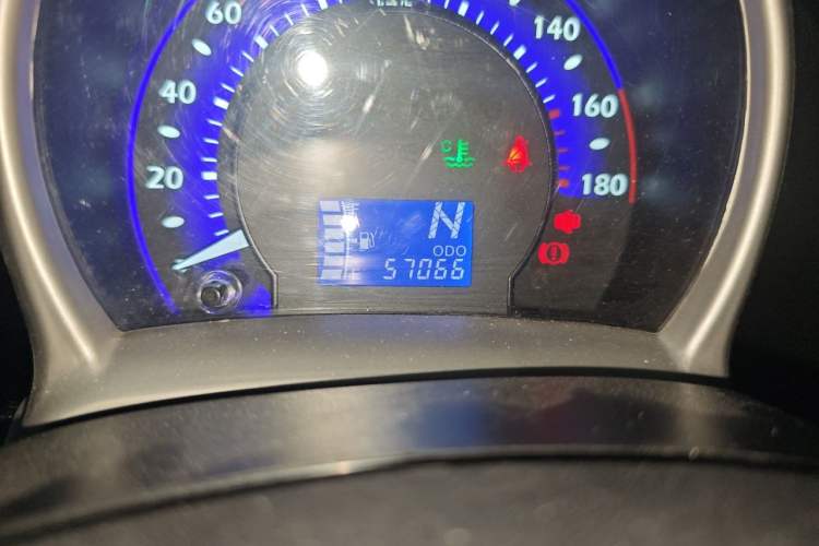 Used BYD F0 2015 1.0L AMT Joyful Cool Model Odometer Close Up