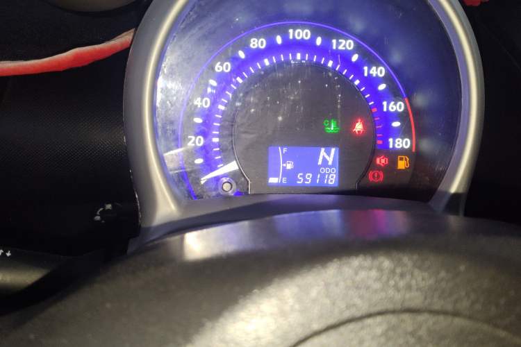 Used BYD F0 2015 1.0L AMT XuanKu Model Odometer Close Up