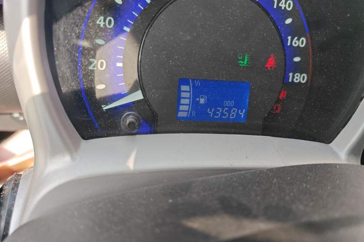 Used BYD F0 2015 1.0L Joyful Model Odometer Close Up