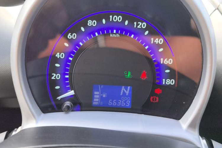 Used BYD F0 2015 1.0L AMT Joyful Cool Model Odometer Close Up