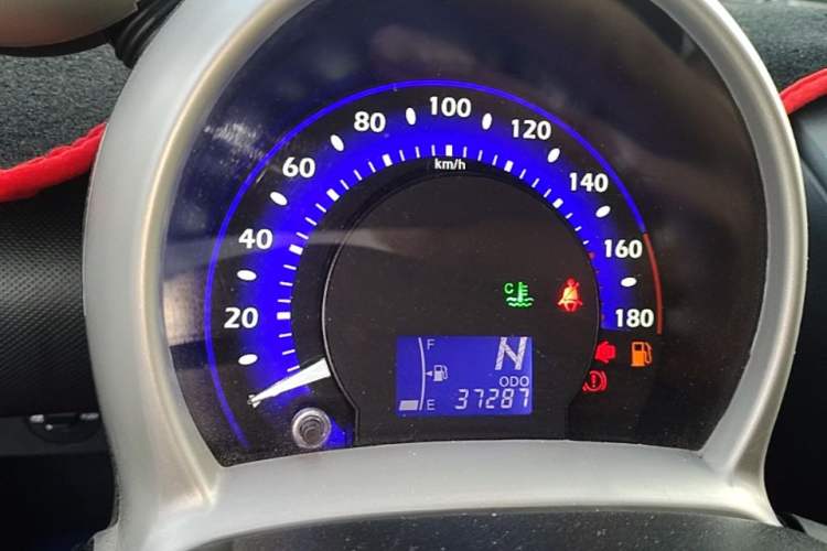 Used BYD F0 2015 1.0L AMT XuanKu Model Odometer Close Up