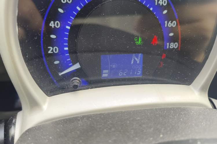 Used BYD F0 2015 1.0L AMT XuanKu Model Odometer Close Up