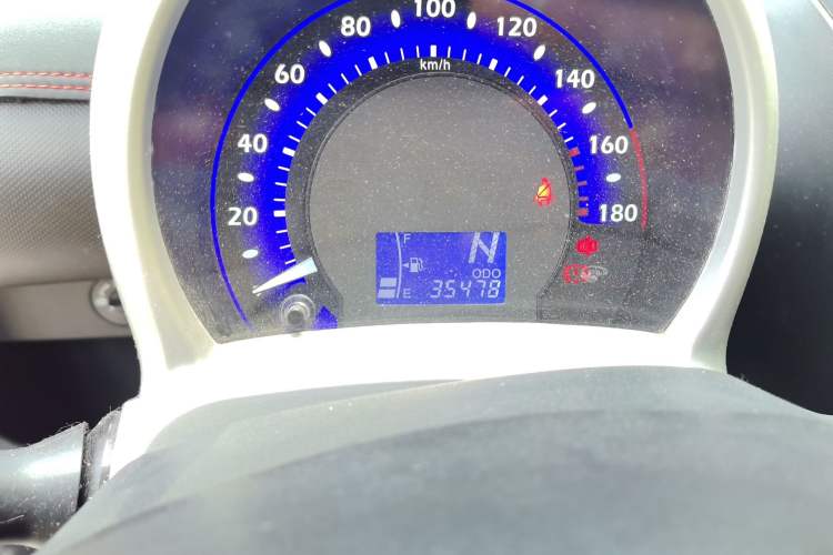 Used BYD F0 2015 1.0L AMT XuanKu Model Odometer Close Up