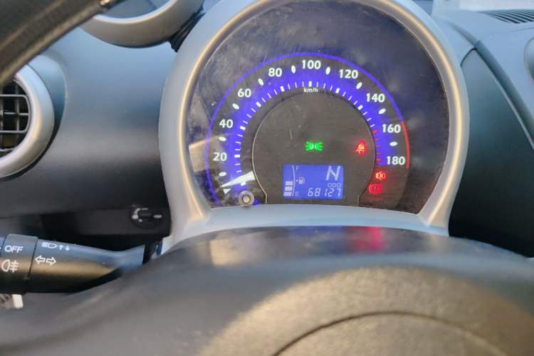Used BYD F0 2015 1.0L AMT XuanKu Model Odometer Close Up