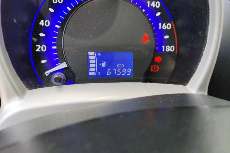 Used BYD F0 2015 1.0L XuanKu Model Odometer Close Up