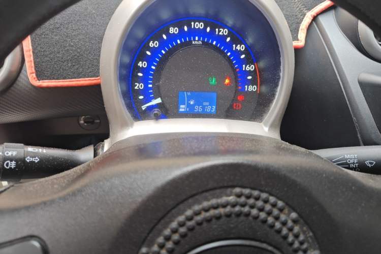 Used BYD F0 2015 1.0L XuanKu Model Odometer Close Up
