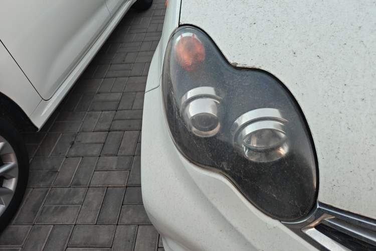Used BYD F0 2015 1.0L AMT XuanKu Model Right Front Headlight