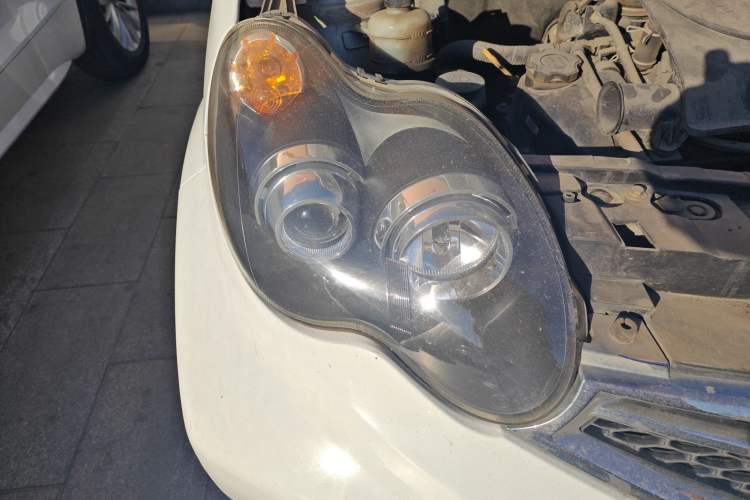 Used BYD F0 2015 1.0L XuanKu Model Right Front Headlight