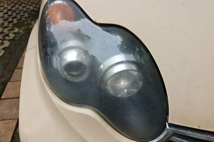 Used BYD F0 2015 1.0L AMT XuanKu Model Right Front Headlight