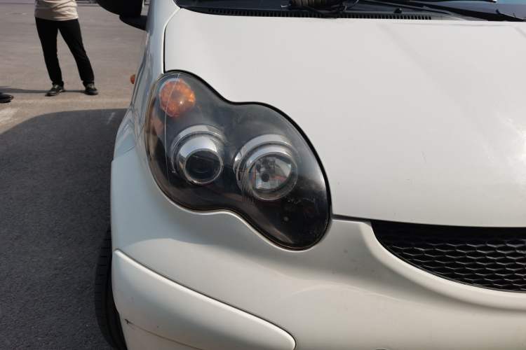 Used BYD F0 2015 1.0L XuanKu Model Right Front Headlight