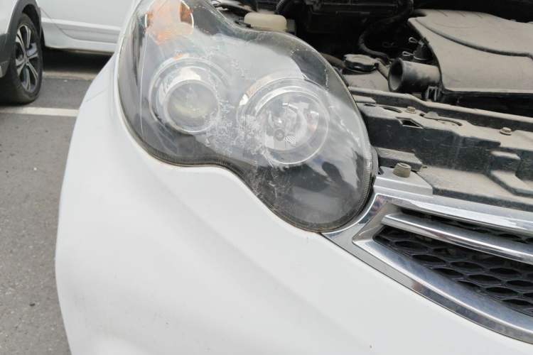 Used BYD F0 2015 1.0L AMT XuanKu Model Right Front Headlight