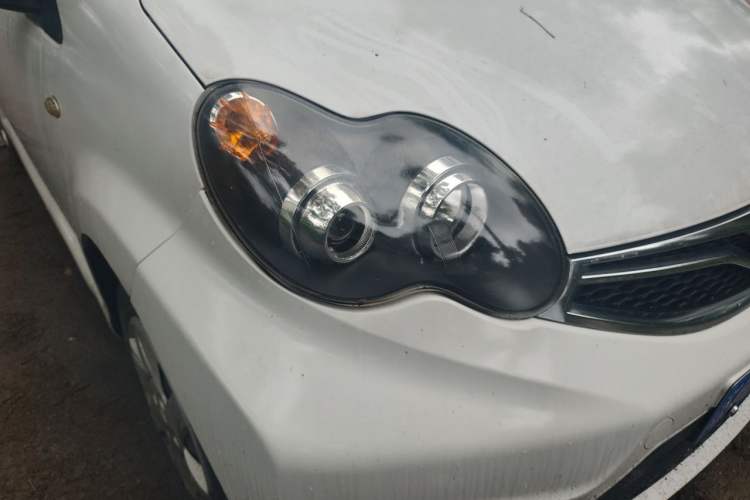 Used BYD F0 2015 1.0L AMT XuanKu Model Right Front Headlight
