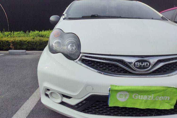 Used BYD F0 2015 1.0L AMT XuanKu Model Right Front Headlight