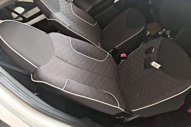 Used BYD F0 2015 1.0L AMT XuanKu Model Right Front Seat