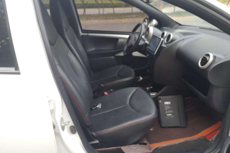 Used BYD F0 2015 1.0L AMT XuanKu Model Right Front Seat