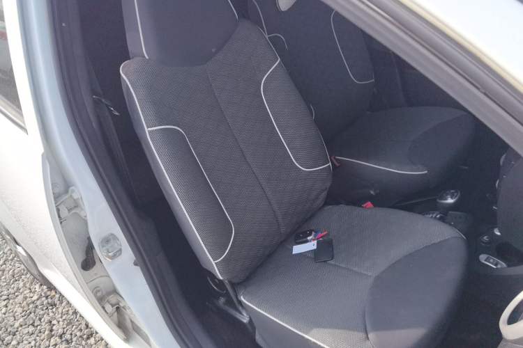 Used BYD F0 2015 1.0L AMT XuanKu Model Right Front Seat