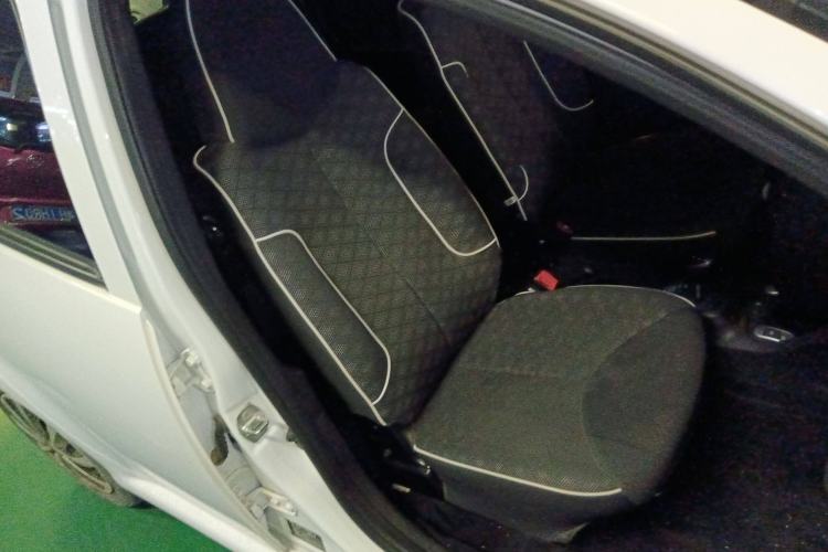 Used BYD F0 2015 1.0L AMT XuanKu Model Right Front Seat