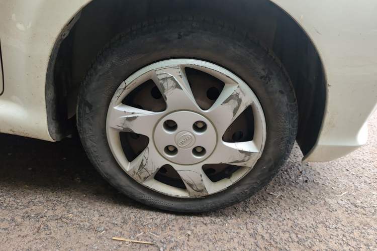 Used BYD F0 2015 1.0L XuanKu Model Right Front Wheel Hub
