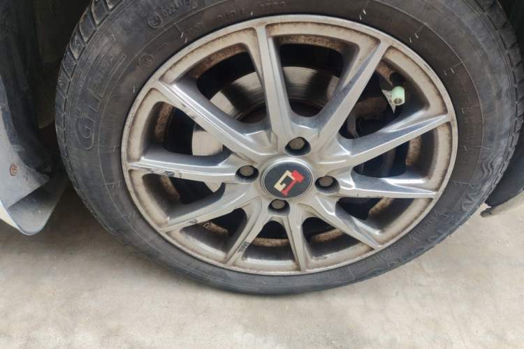 Used BYD F0 2015 1.0L AMT XuanKu Model Right Front Wheel Hub