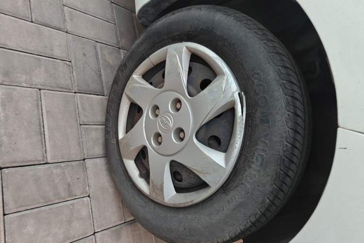 Used BYD F0 2015 1.0L AMT XuanKu Model Right Front Wheel Hub