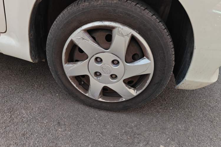Used BYD F0 2015 1.0L Joyful Model Right Front Wheel Hub