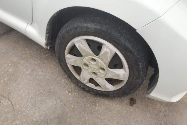 Used BYD F0 2015 1.0L AMT XuanKu Model Right Front Wheel Hub
