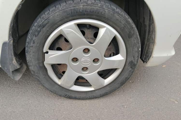Used BYD F0 2015 1.0L XuanKu Model Right Front Wheel Hub